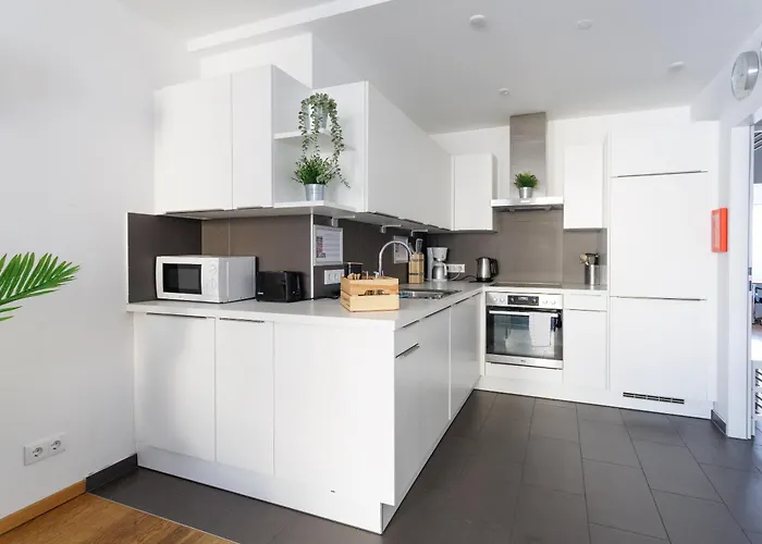 Apartment Spacious Group With Balcony Vienna